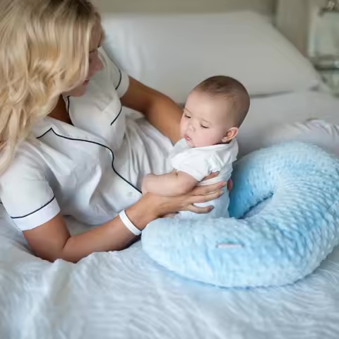 Housse enveloppante ultra-douce pour coussin en U